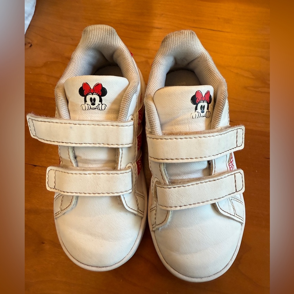 Disney Adidas Minnie Mouse Sneakers - Little Kid Size 7